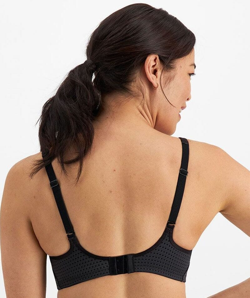Berlei Electrify Underwire Sports Bra - Black - Image 4