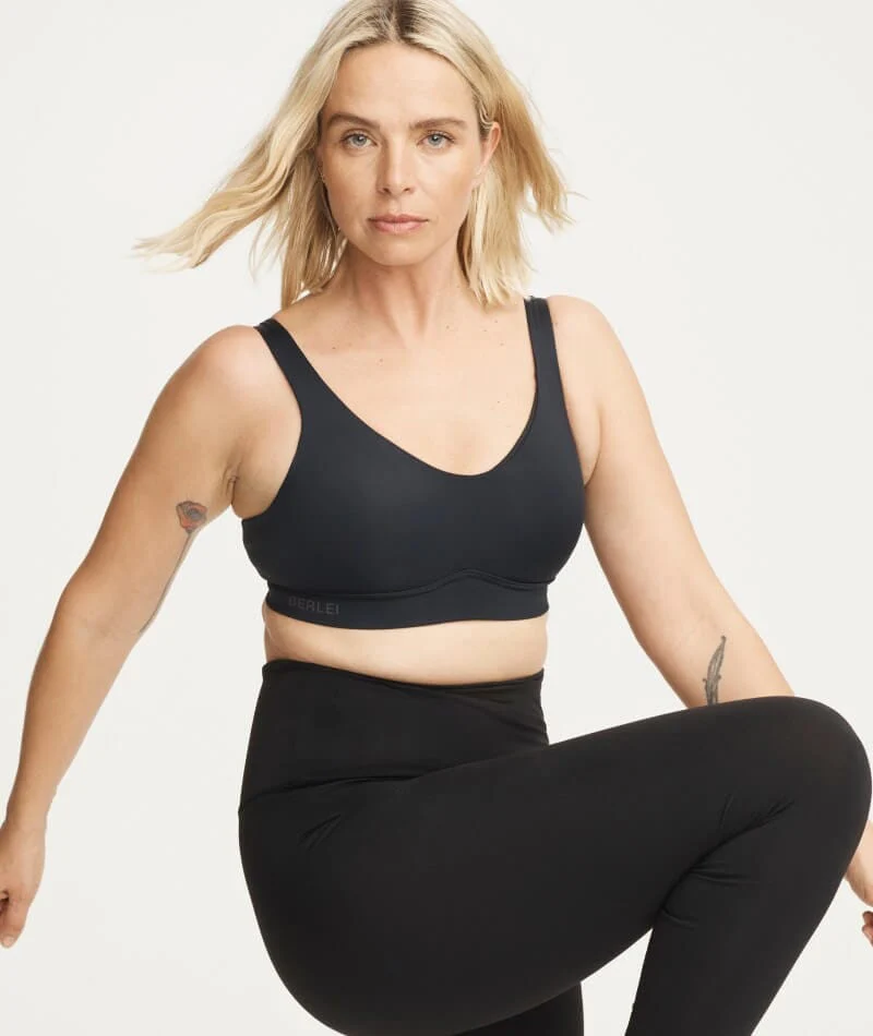 Berlei Smooth Power Wire-free Sports Bra - Black - Image 10