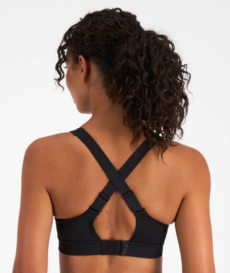 Berlei Smooth Power Wire-free Sports Bra - Black - Image 2