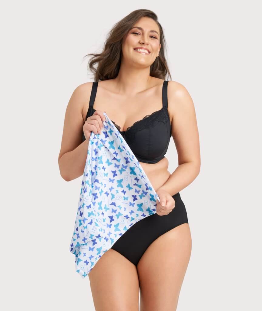 Curvy Lingerie Blue Butterfly Washbag - Large - Image 2