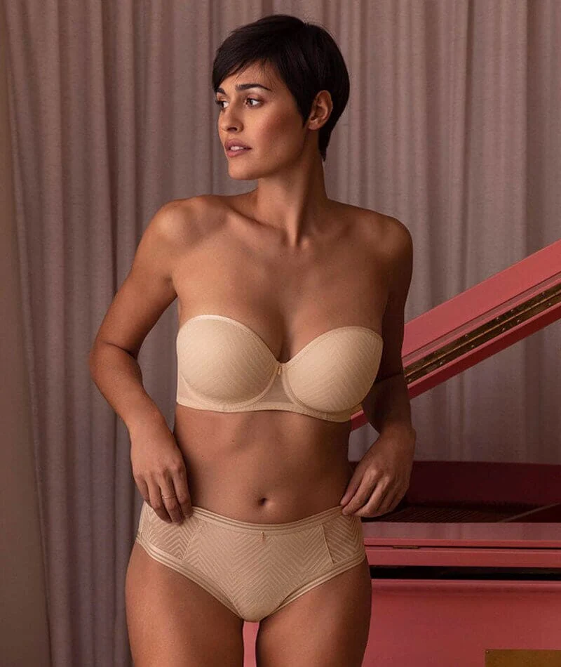 Freya Tailored Underwire Moulded Strapless Bra - Natural Beige - Image 11