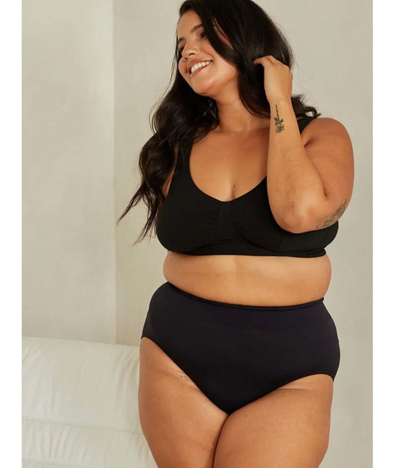 Leading Lady The Evie Plus Size Wire-free Cotton Comfort Bra - Black - Image 6
