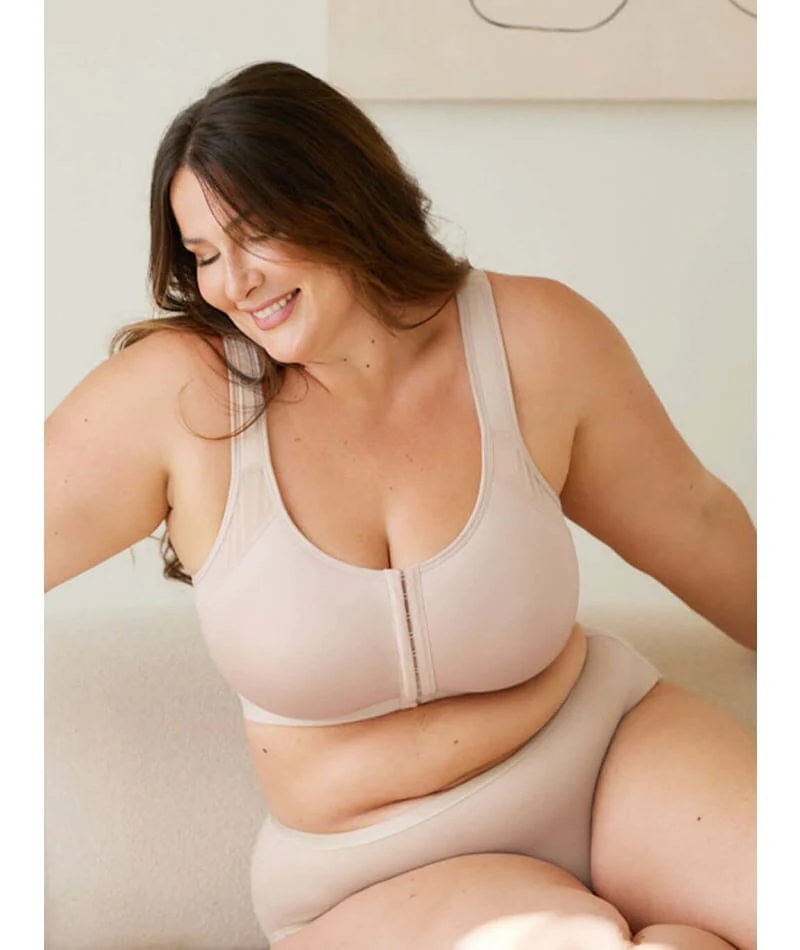 Leading Lady The Moira Front-Close Wire-Free Posture Bra - Sand - Image 5