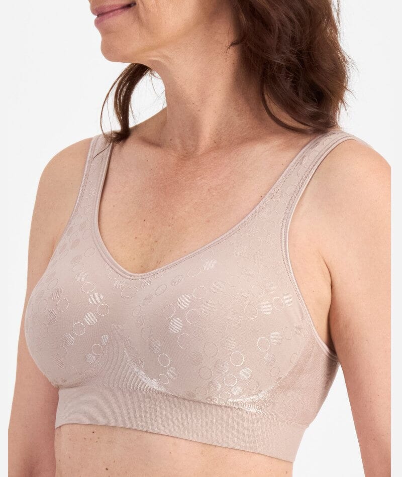 Playtex Comfort Revolution Contour Dot Wire-free 2 Pack Bra - Evening Blush/White - Image 7