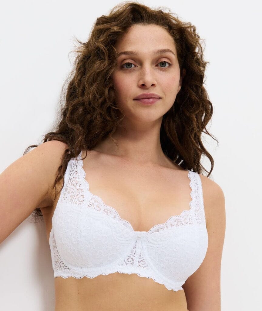 Triumph Amourette Balconette Underwire Padded Bra - White - Image 3