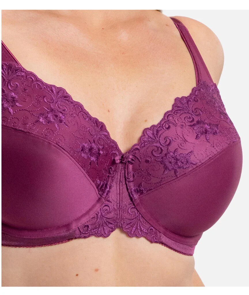 Triumph Embroidered Minimizer Bra - Flower Purple - Image 5