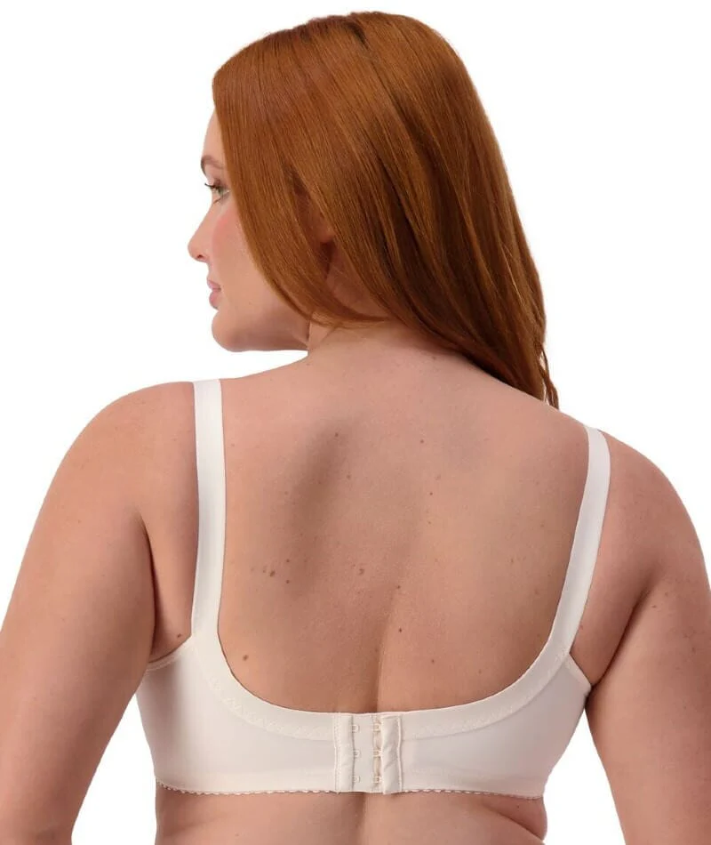 Triumph Kiss of Cotton Wire-free Bra - Fresh Powder - Image 4