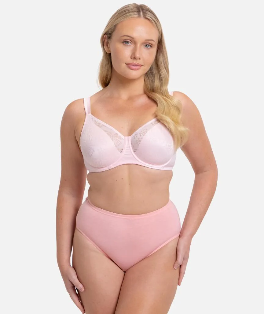 Triumph Lacy Minimizer Bra - Pink - Image 3