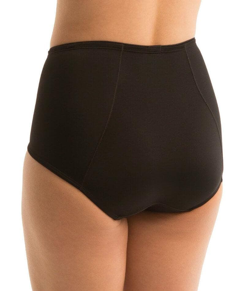 Triumph Minimiser Hips Panty - Black - Image 2