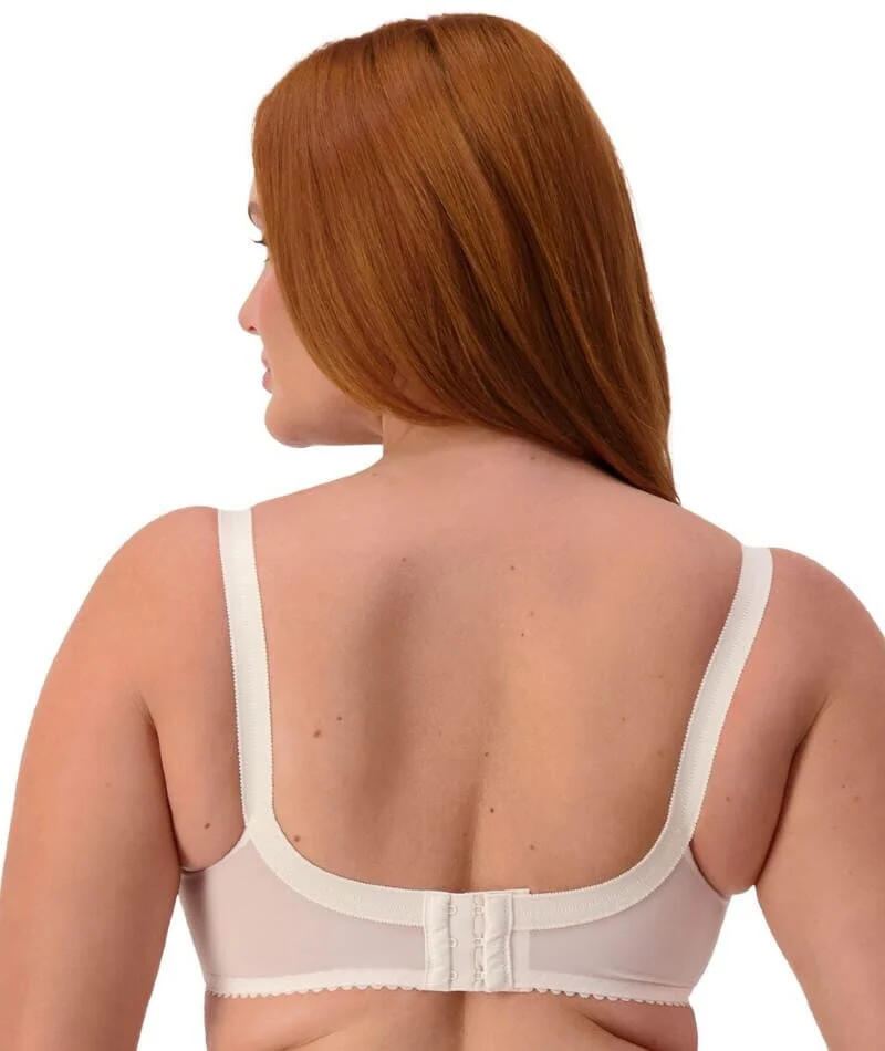 Triumph Poesie Firm Support Wire-free Bra - Fresh Powder - Image 4