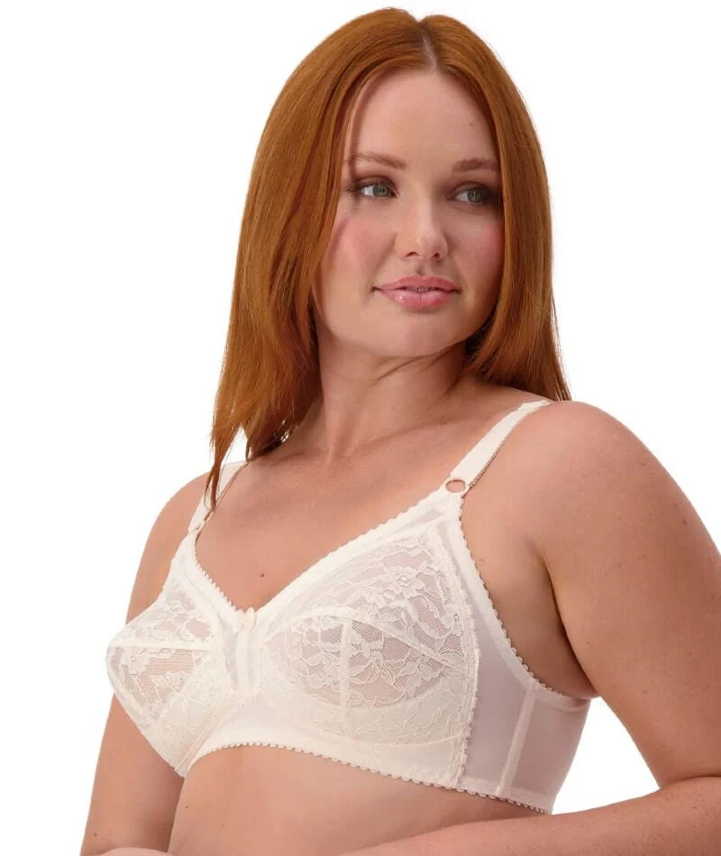 Triumph Poesie Firm Support Wire-free Bra - Fresh Powder - Image 6