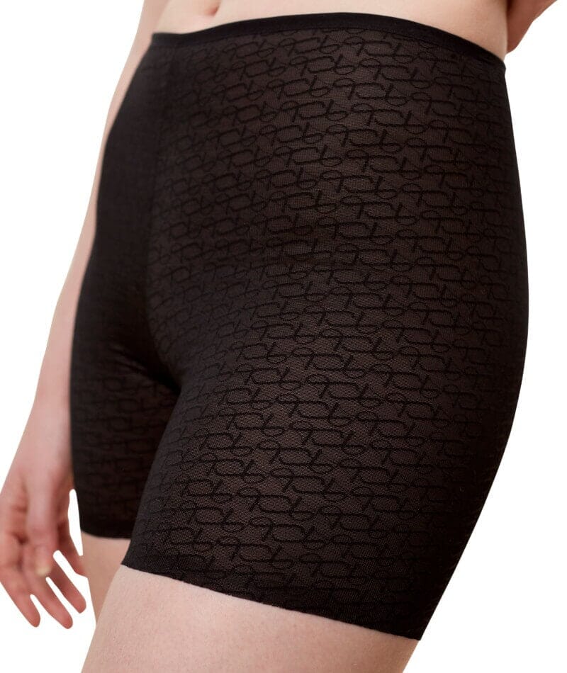Triumph Signature Sheer Shapewear Short - Black - Image 3