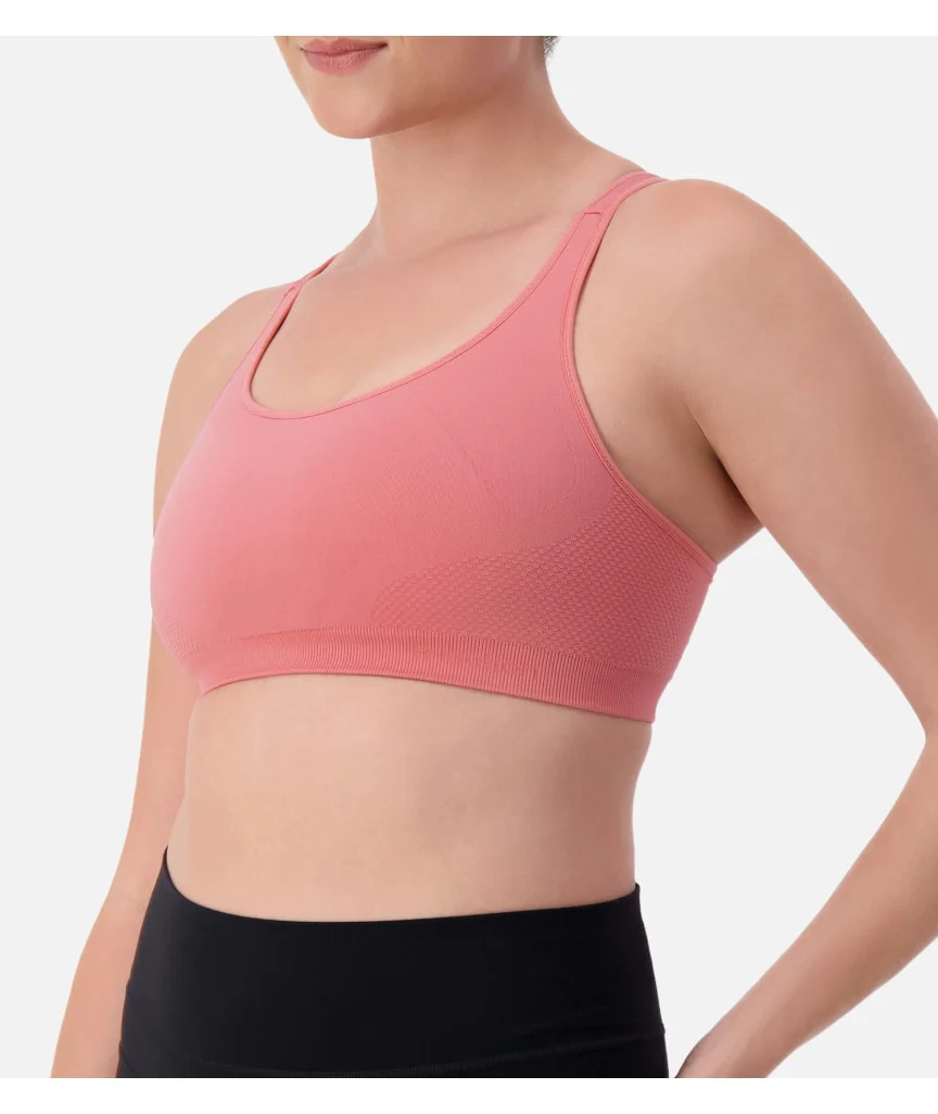 Triumph Triaction Ultra Seamfree Sports Bra - Salsa - Image 3