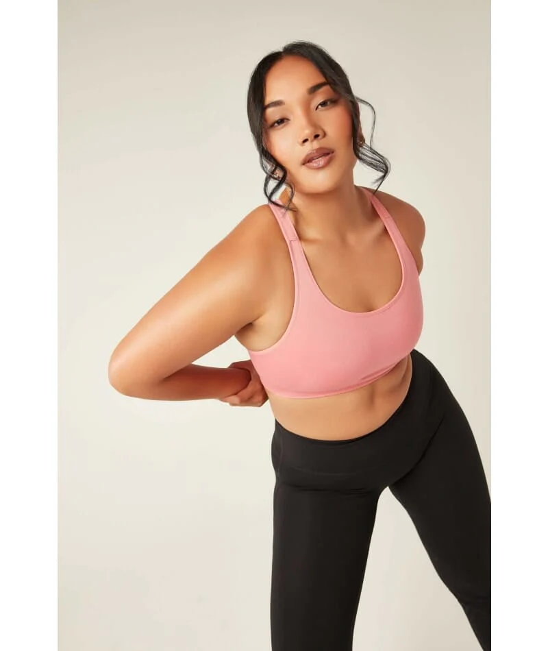 Triumph Triaction Ultra Seamfree Sports Bra - Salsa - Image 7
