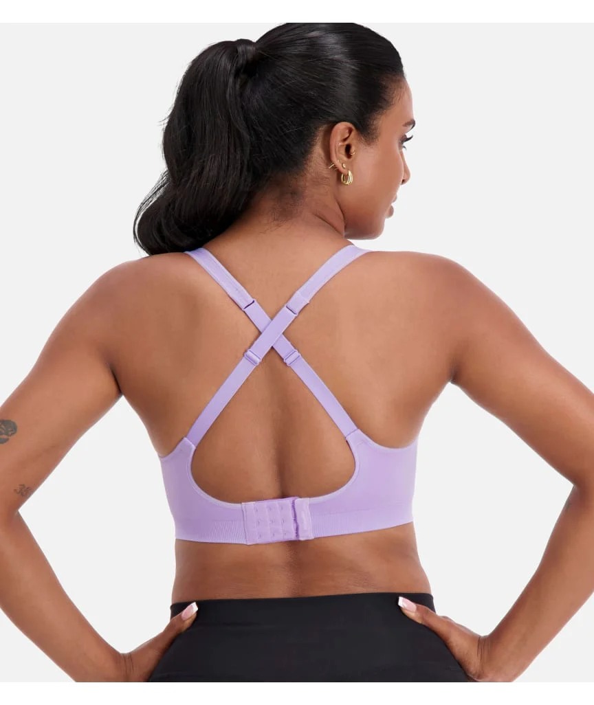 Triumph Triaction Ultra Seamfree Sports Bra - Sweet Lavender - Image 2