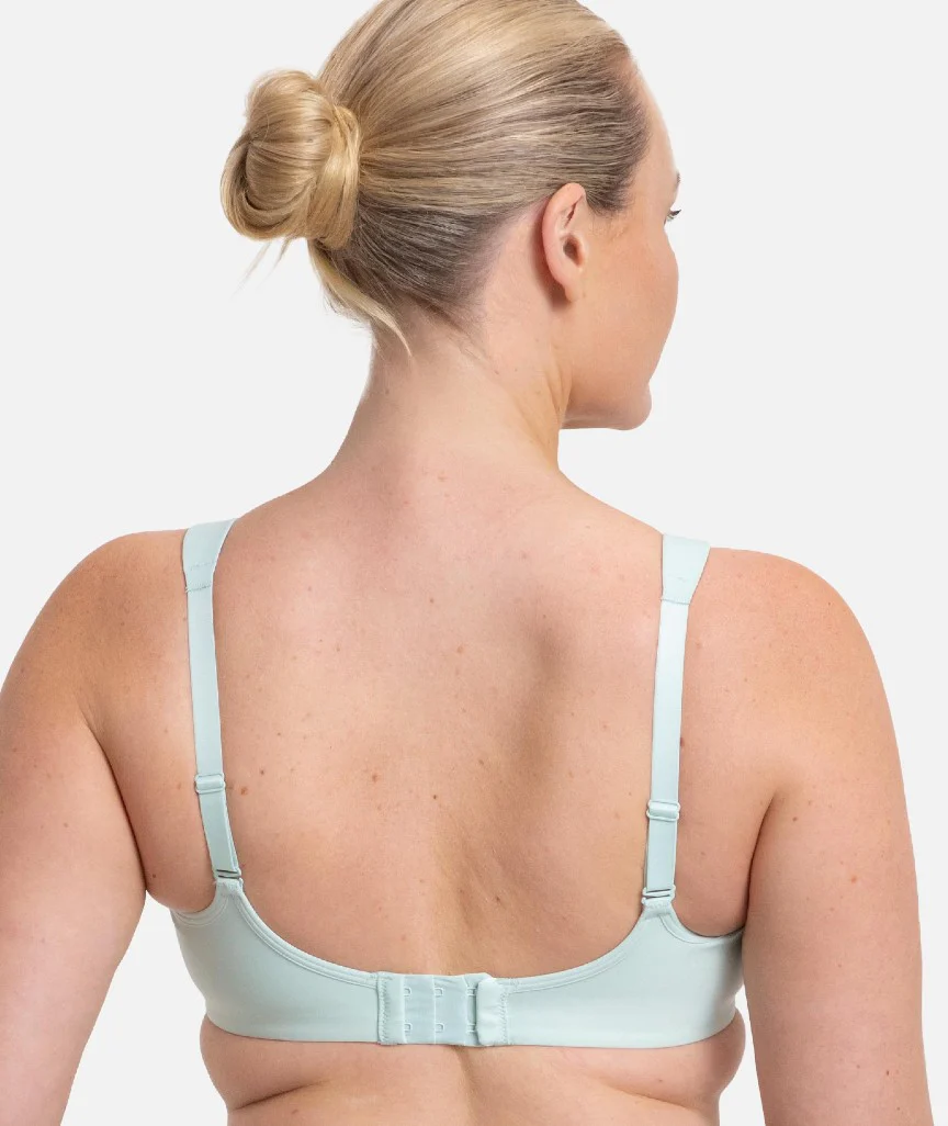 Triumph Triaction Ultra Underwired Sports Bra - Peppermint - Image 2